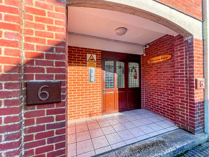 2 Bedroom Apartment To Rent In Millstream House, Millhams Street, Christchurch, BH23