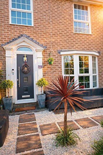 3 Bedroom End Terrace House For Sale In Merrick Avenue, Truro, TR1