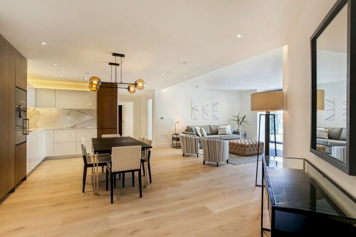 2 Bedroom Flat To Rent In Harbour Avenue, London, SW10