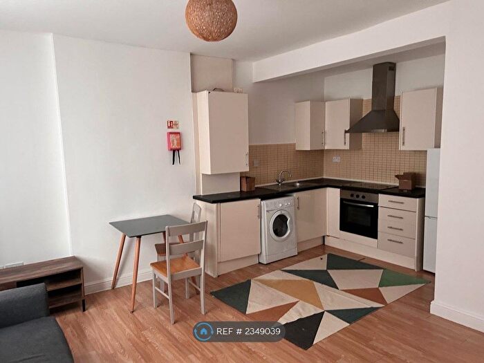 2 Bedroom Flat To Rent In Welford Road, Leicester, LE2