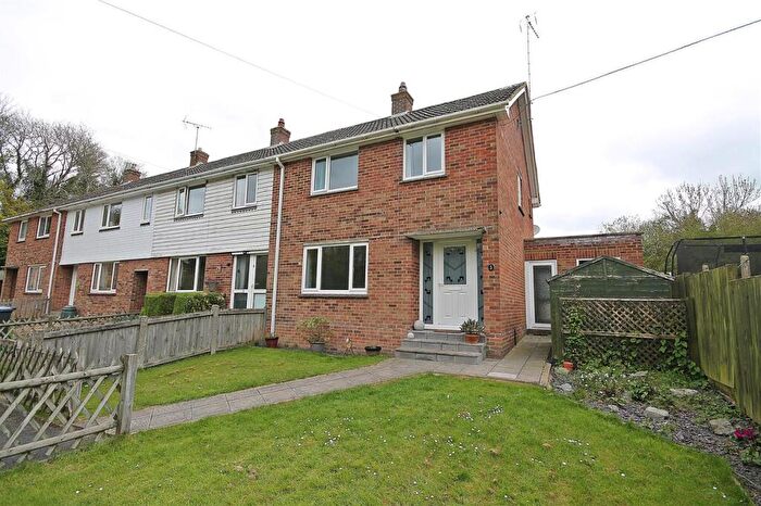 3 Bedroom End Of Terrace House To Rent In Bossington Road, Adisham, CT3