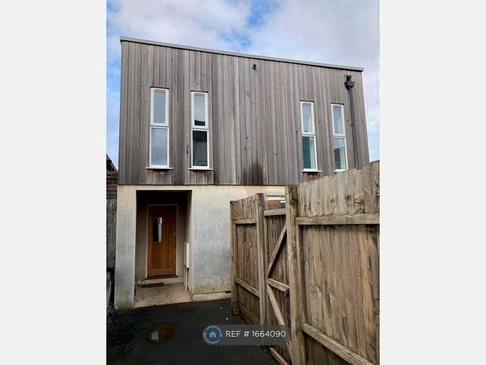 2 Bedroom Semi-Detached House To Rent In Ashley Down Road, Bristol, BS7