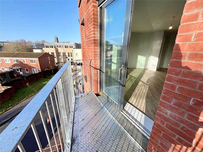2 Bedroom Apartment To Rent In Bedminster, Wills House, BS3