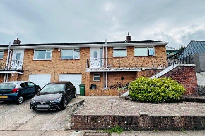 2 Bedroom Semi-Detached Bungalow To Rent In Perinville Road, Torquay, TQ1