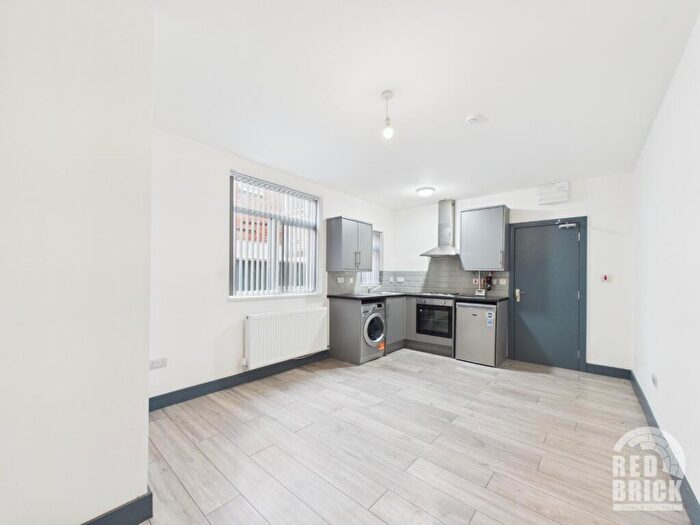 1 Bedroom Flat To Rent In Meriden Street, Coventry, CV1