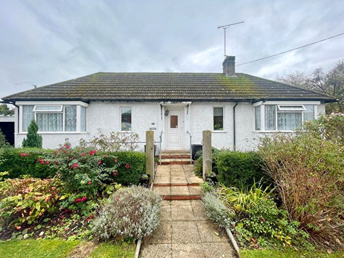 2 Bedroom Bungalow For Sale In Rugby Road, Kilsby, CV23
