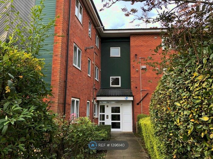 2 Bedroom Flat To Rent In Laurel Court, Middleton, Manchester, M24
