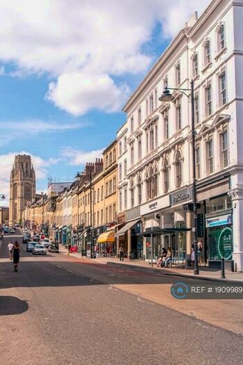 3 Bedroom Flat To Rent In Park Street, Bristol, BS1