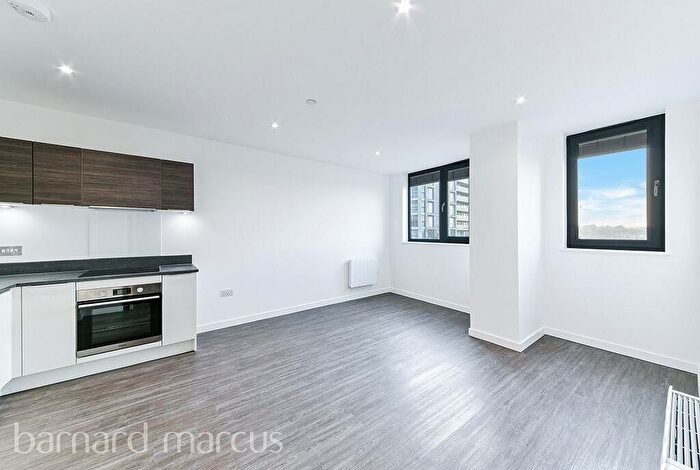 1 Bedroom Flat To Rent In High Road, Whetstone, N20