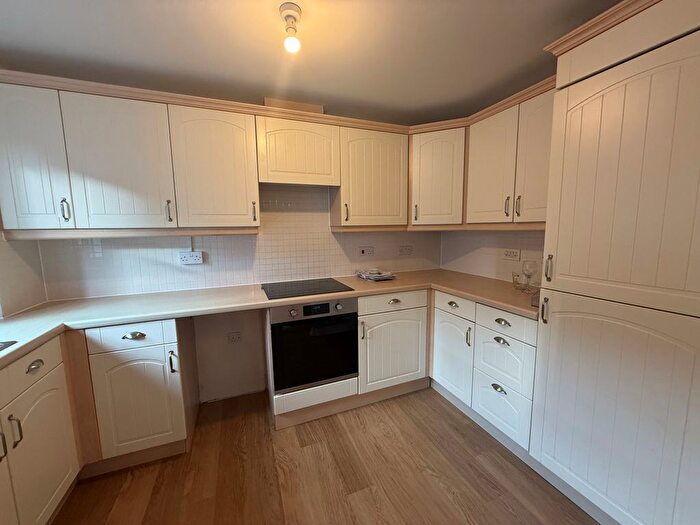 2 Bedroom Flat To Rent In Chilcott Court, Southampton, SO52