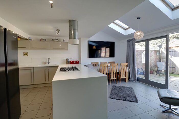 3 Bedroom Detached House For Sale In Saffron Close, Barton Under Needwood, Burton-On-Trent, Staffordshire, DE13