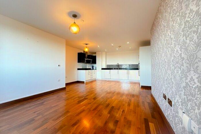 2 Bedroom Flat To Rent In Southchurch Avenue, Southend-On-Sea, SS1