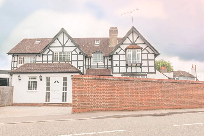 5 Bedroom Property To Rent In Ditton Road, Datchet, SL3