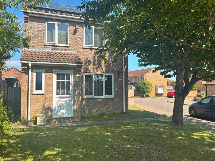 3 Bedroom Detached House To Rent In Wavring Avenue, Kirby Cross, CO13