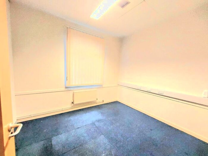 2 Bedroom Bungalow To Rent In Blackwood Road, Streetly, B74