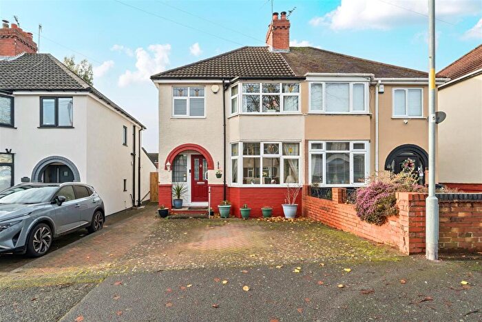 3 Bedroom Semi Detached House For Sale In Bruce Road, Kidderminster, DY10