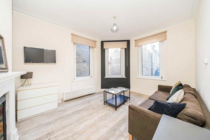 2 Bedroom Flat To Rent In Willesden Lane, West Hampstead, NW6