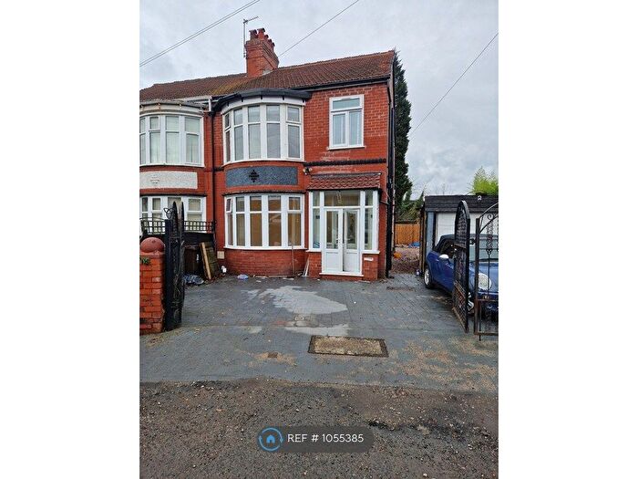 3 Bedroom Semi-Detached House To Rent In Green Drive, Manchester, M19