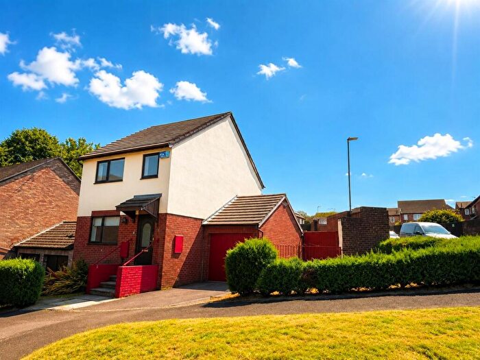 3 Bedroom Link Detached House To Rent In Fairways Avenue, Coleford, GL16