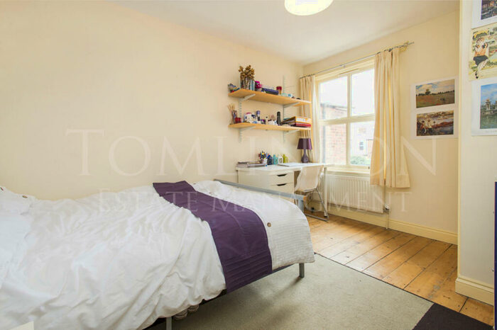 4 Bedroom Terraced House To Rent In Dallas York Road, Beeston, Nottingham, NG9