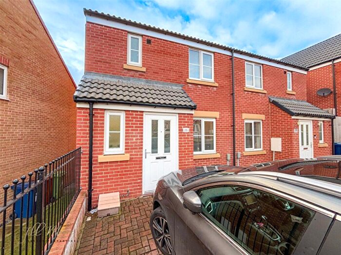 3 Bedroom Semi-Detached House For Sale In Monarch Road, Newbottle, Houghton Le Spring, Sunderland, DH4