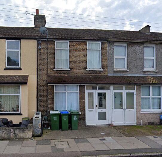 2 Bedroom Terraced House To Rent In Overton Road, London, SE2