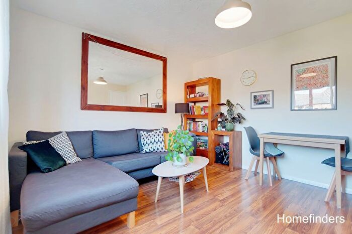 2 Bedroom Flat To Rent In Northiam Street, London, E9