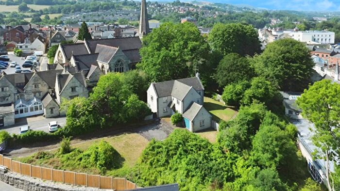5 Bedroom Detached House For Sale In Church Street, Stroud, GL5