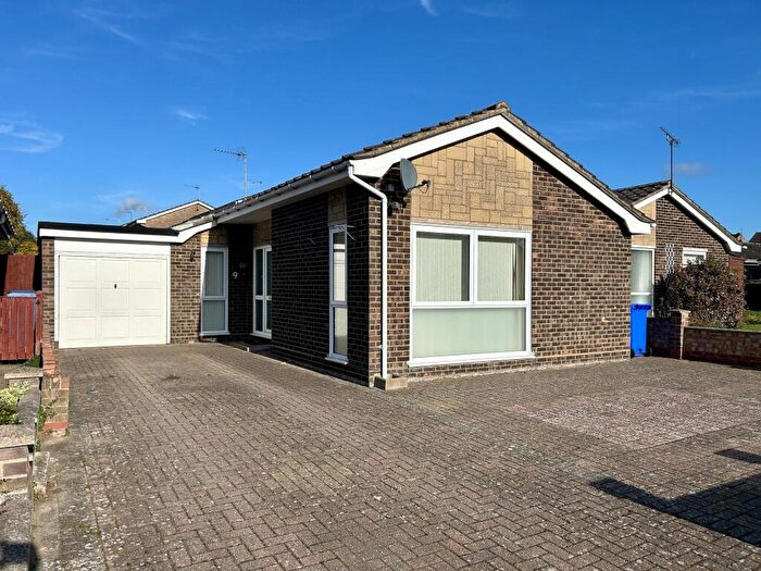 3 Bedroom Bungalow To Rent In Starfield Close, Ipswich, Suffolk, IP4