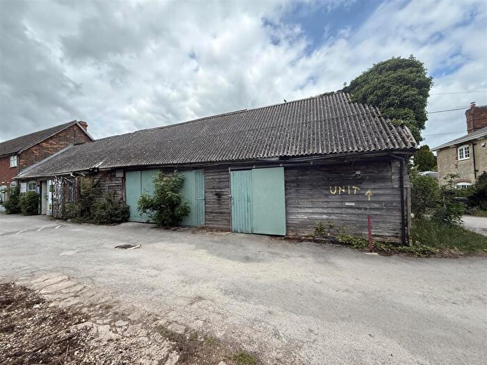 Barn Conversion For Sale In Honeystreet, Pewsey, SN9