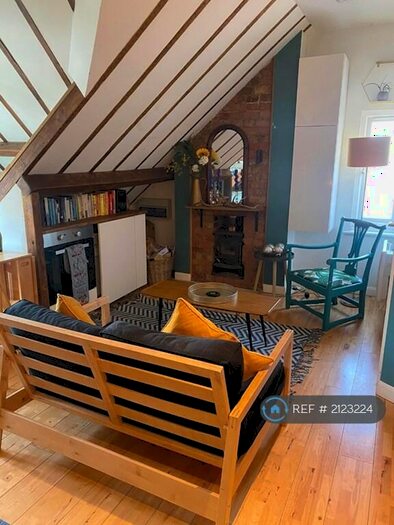 Studio To Rent In Surrey Road, Cliftonville, Margate, CT9