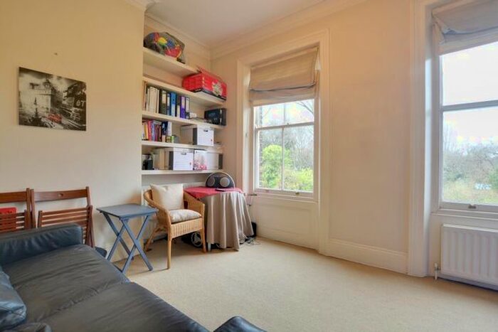 1 Bedroom Flat To Rent In Kidbrooke Park Road, Blackheath, London, SE3