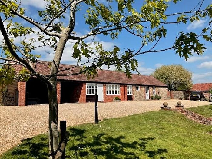 2 Bedroom Detached Bungalow To Rent In Buckland Newton, Dorchester, Dorset, DT2