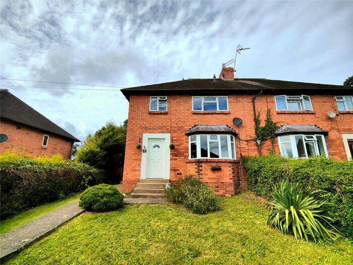 Semi-Detached House To Rent In Chestnut Avenue, Oswestry, Shropshire, SY11