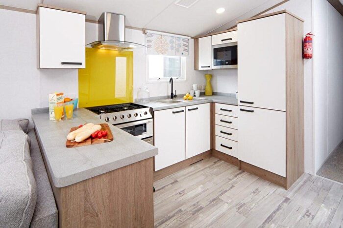 3 Bedroom Caravan For Sale In Pentire Coastal Holiday Park, EX23