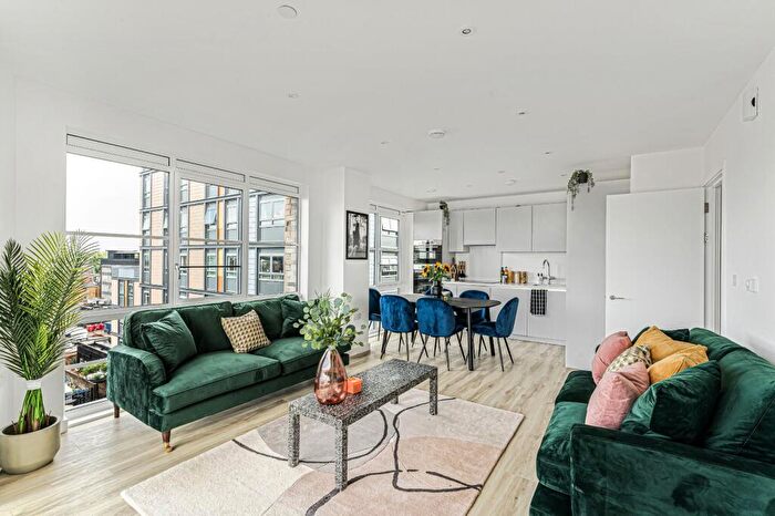 2 Bedroom Flat For Sale In Corner Place, - Herald Street, E2