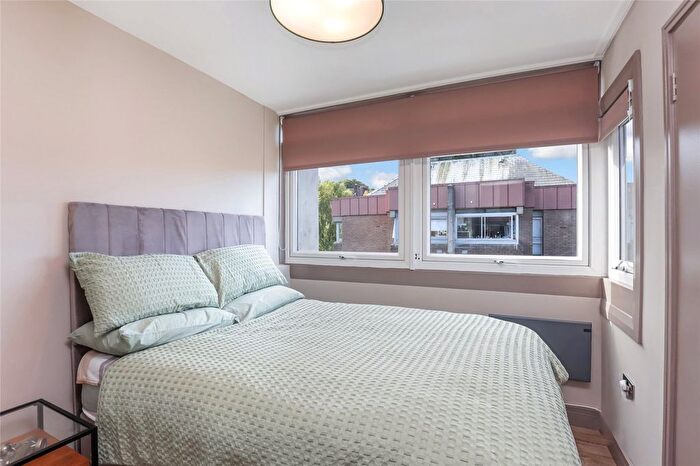 1 Bedroom Flat For Sale In Lethington Avenue, Glasgow, Glasgow City, G41