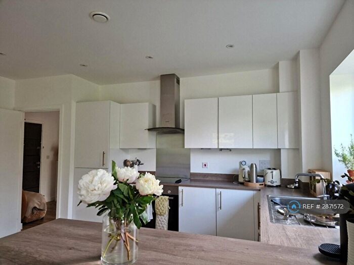 2 Bedroom Flat To Rent In Cottesbrook Heights, London, SE18