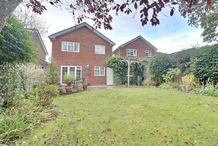 3 Bedroom Detached House For Sale In Pallant Gardens, Fareham, Hampshire, PO16