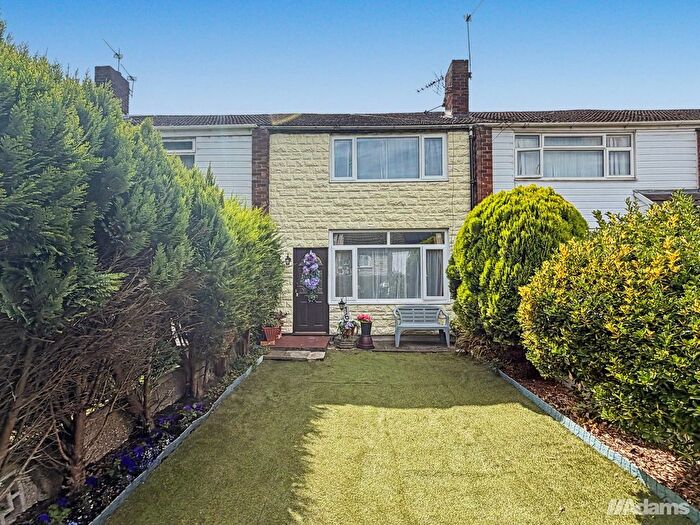 3 Bedroom Terraced House For Sale In Hadfield Close, Widnes, WA8