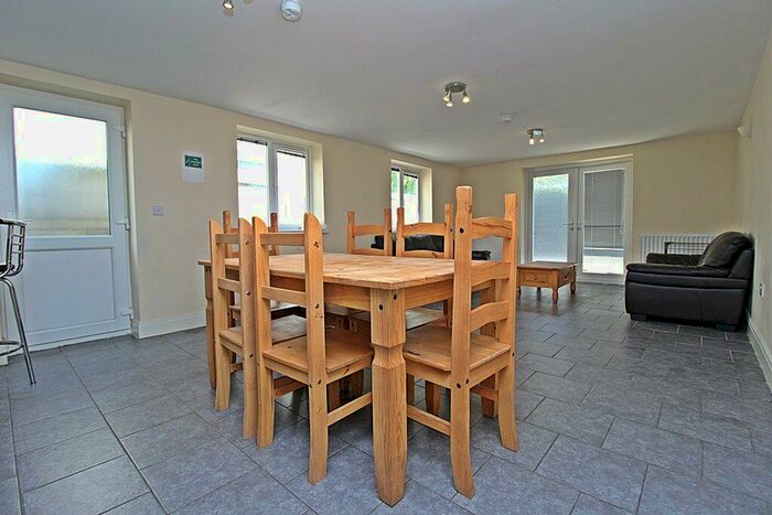 9 Bedroom House To Rent In Colum Road, Cathays, Cardiff, CF10