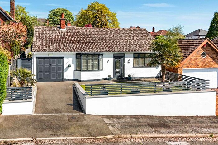 2 Bedroom Detached Bungalow For Sale In Barnet Road, Nottingham, NG3