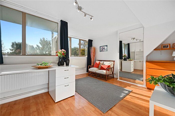 3 Bedroom Flat To Rent In Maida Vale, Maida Vale, W9