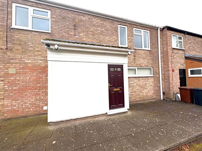 4 Bedroom End Of Terrace House To Rent In Brinkhill Walk, Corby, NN18