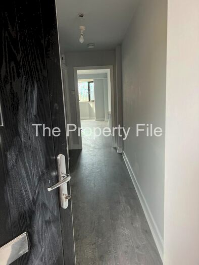 3 Bedroom Flat To Rent In Sutherland Street, Swinton, M27