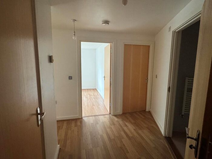 2 Bedroom Apartment For Sale In Staverton Grove, Broughton, Milton Keynes, MK10