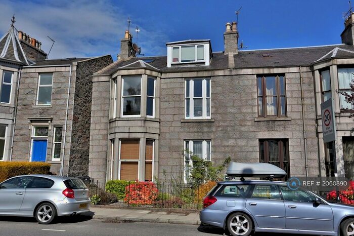 3 Bedroom Flat To Rent In Ashley Road, Aberdeen, AB10