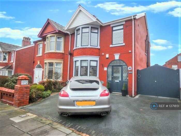 3 Bedroom Semi-Detached House To Rent In Cornwall Avenue, Blackpool, FY2