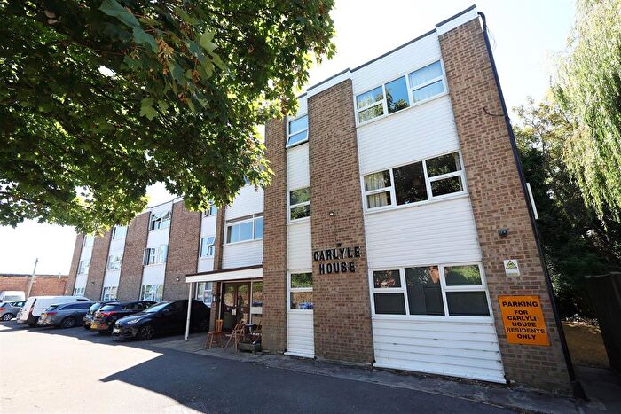 1 Bedroom Flat For Sale In Bridge Road, Worthing, BN14