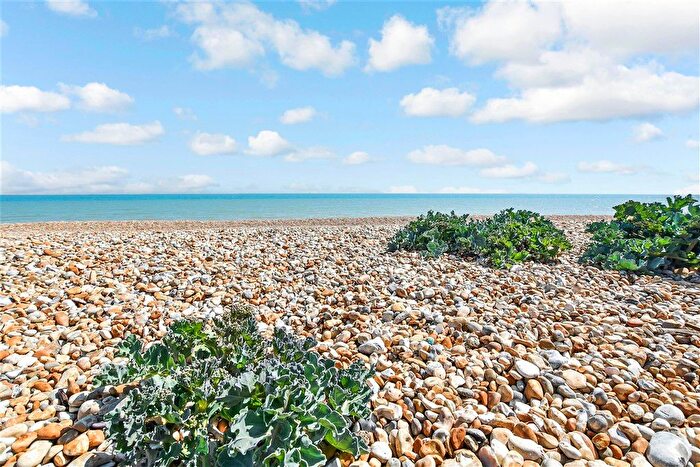 2 Bedroom Flat For Sale In Grand Parade, Littlestone, New Romney, Kent, TN28